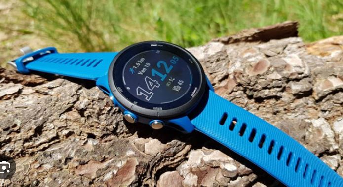 Thiết kế Garmin Forerunner 255