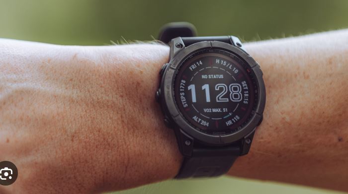 Thiết kế đồng hồ Garmin 7S Solar