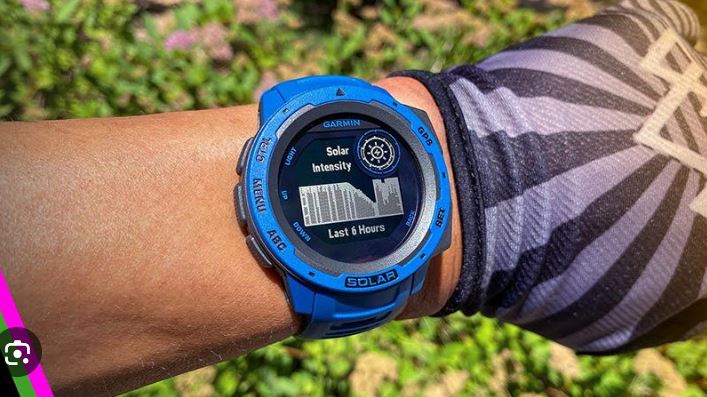 Thiết kế đồng hồ Garmin Instinct Solar